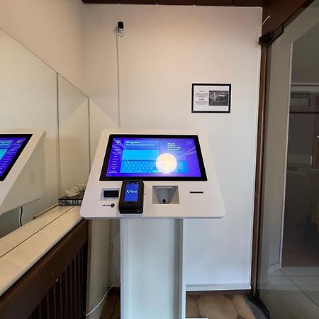 Hotel Hafner - Self Check-In สตุตการ์ต ภายนอก รูปภาพ
