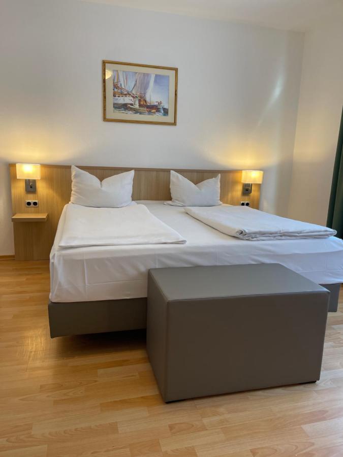 Hotel Hafner - Self Check-In สตุตการ์ต ภายนอก รูปภาพ