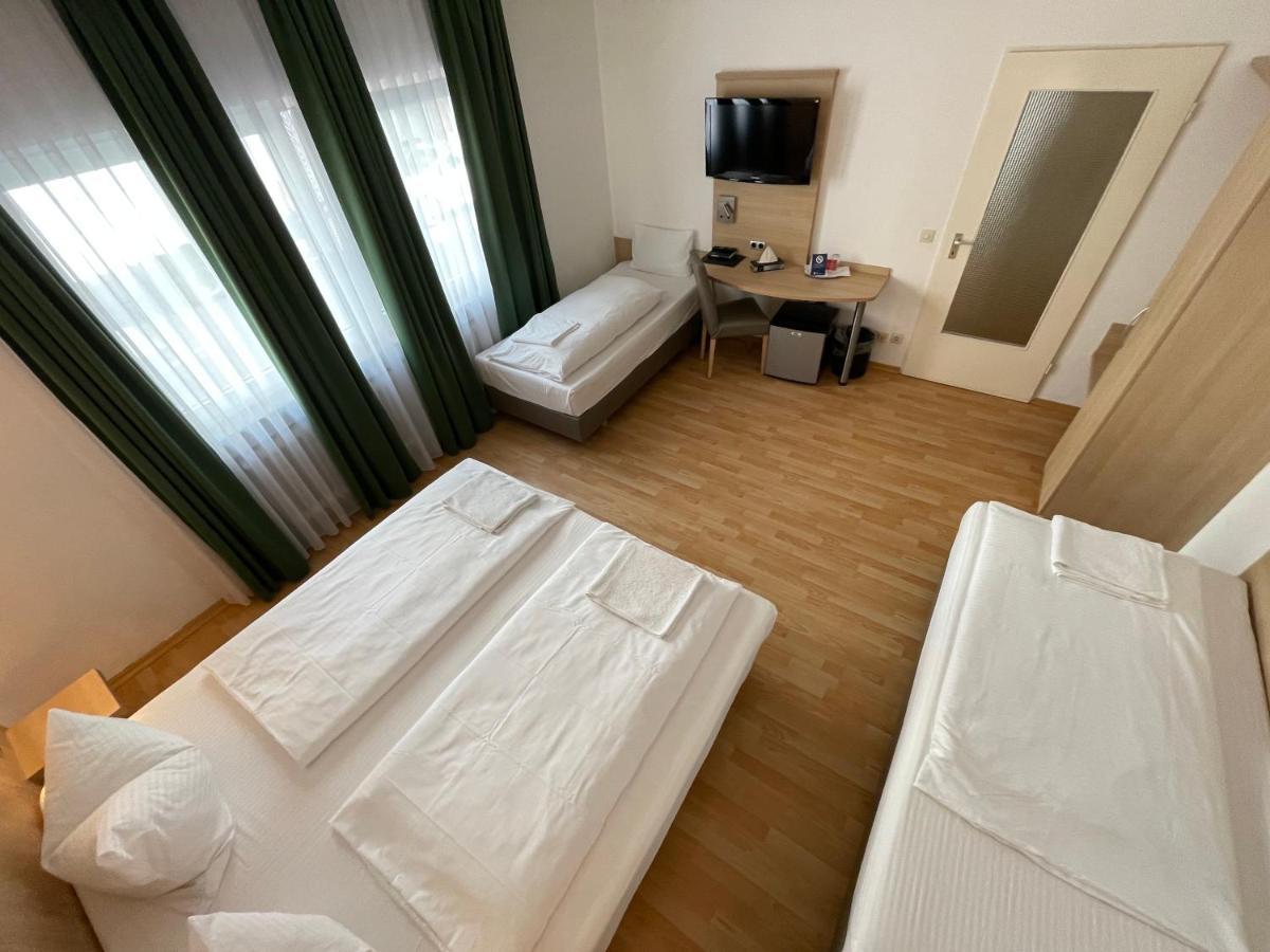 Hotel Hafner - Self Check-In สตุตการ์ต ภายนอก รูปภาพ